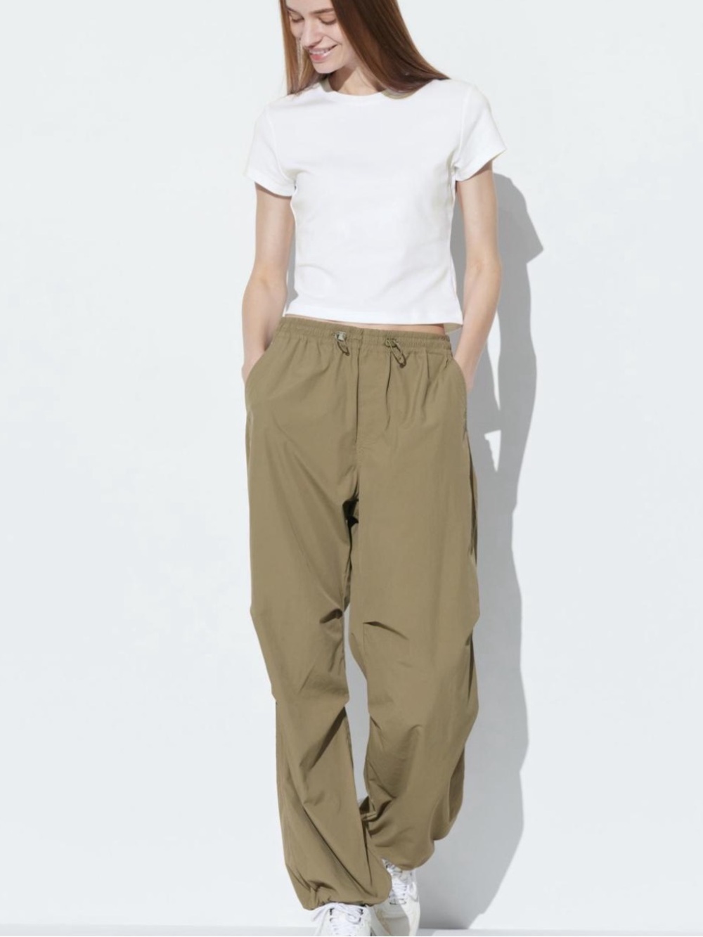 UNIQLO Women’s Parachute Pants in Olive